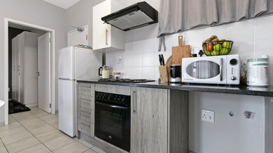 2 Bedroom Property for Sale in Parklands Western Cape